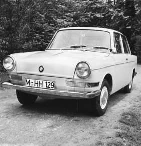 BMW 700 Limousine (1961) - das glattflächige Design steht dem Testwagen gut
