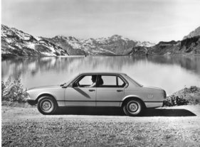 BMW 735i (1981) - wie ein gestrecktes 6-er-Coupé
