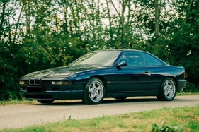BMW 850 CSI (1993) - Lot 006 an der Artcurial „Automobiles sur les Champs" Versteigerung 2024 BMW 850 CSI (1993) - Lot 006 an der Artcurial „Automobiles sur les Champs" Versteigerung 2024