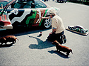 Image: BMW 850 CSI (1995) - David Hockney painting the Art Car