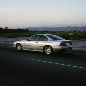 BMW 850I (1990) - ein perfekter Langstrecken-Cruiser (1990)