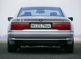 BMW 850I (1990) - eindrucksvolles Heck mit grossen Leuchteinheiten