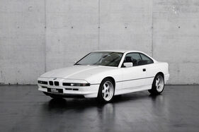 BMW 850i (1990) - als Lot 136 an der Humer Granner Classic Expo Salzburg Auktion 2025