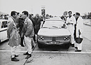 BMW-Intermezzo - Hubert Hahne und Dieter Glemser teilen sich einen 1800 TI beim 6-Stunden-Rennen auf dem Nürburgring 1965