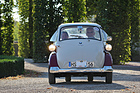 BMW Isetta 300 (1956) - mit den zwei eng zusammenliegenden Hinterrädern - Classic-Gala Schwetzingen 2018
