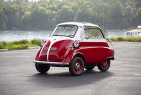BMW Isetta 300 (1957) - als Lot 035 an der Bonhams Quail Motorcar Live & Online Auction am 14. August 2020