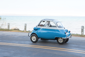BMW Isetta 300 (1957) - angeboten als Lot 02 an der RM-Versteigerung vom 16./17. Januar 2014 in Arizona BMW Isetta 300 (1957) - angeboten als Lot 02 an der RM-Versteigerung vom 16./17. Januar 2014 in Arizona