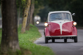 BMW Isetta 300 (1959) - Spur hinten deutlich schmäler als vorne