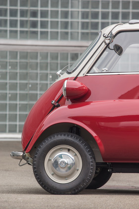 BMW Isetta 300 (1959) - weit vorne liegende Räder an der Vorderachse