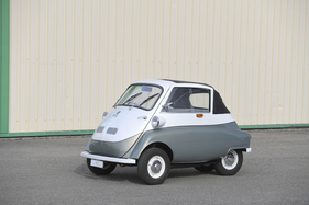 BMW Isetta 300 Cabriolet (1957) - als Lot 132 angeboten an der RM/Sotheby's St. Moritz Versteigerung vom 15. September 2023