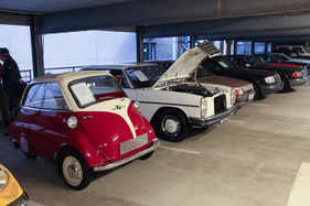 BMW Isetta 300 Export (1960) - im Parkhaus angeboten für EUR 28'950 - Bremen Classic Motorshow 2019