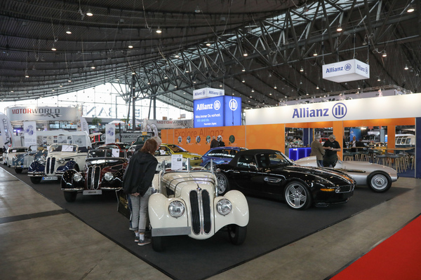 Image: BMW classics at the Feierabend Klassik-Technik stand - 24th Retro Classics Stuttgart 2025