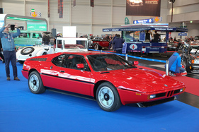 BMW M1 (1981) - Rot war damals eine beliebte Farbe - Retro Classics Bavaria 2019