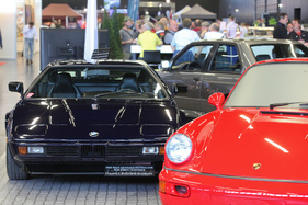 BMW M1 (1981) - in Dunkelblau - Classic Expo Salzburg 2019
