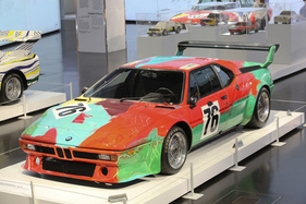 BMW M1 Gruppe 4 (1979) - Art Car mit der Bemalung von Andy Warhol - Sonderschau im BMW-Museum in München 2018 (1979)