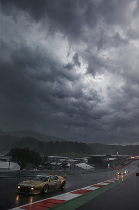 BMW M1 - Jochen Mass im Regen - ProCar-Revival anlässlich des GP Österreich 2016