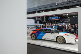BMW M1 ProCar (1979) - als BMW noch eine eigene Rennserie aufzog - Rétromobile Paris 2019