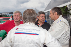 BMW M1 ProCar Revival GP Österreich 2016 - Gerhard Berger und Harald Grohs im Gespräch mit der alten BMW-Truppe