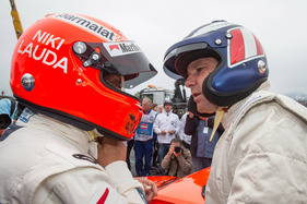 BMW M1 ProCar Revival GP Österreich 2016 - Niki Lauda tauscht sich mit Gerhard Berger aus