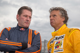 BMW M1 ProCar Revival GP Österreich 2016 - holländische Diskussion - Jos Verstappen und Jan Lammers