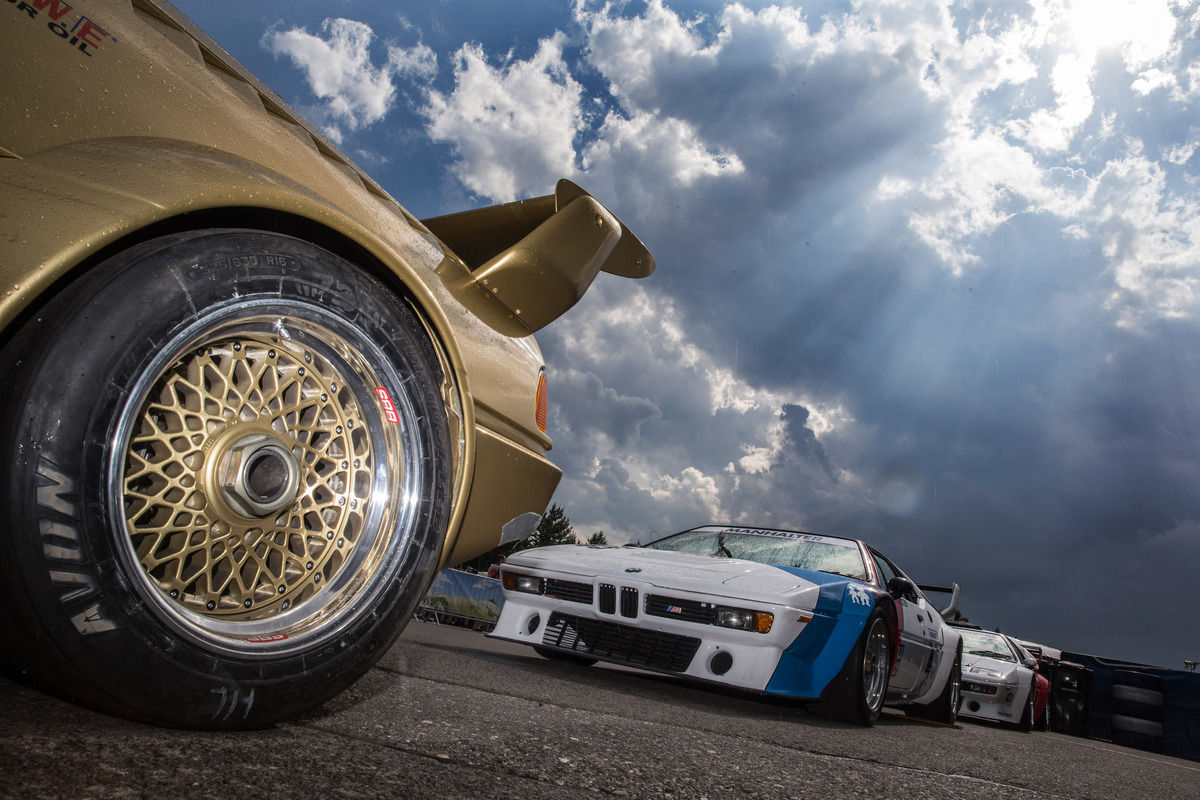 BMW M1 - eindrückliche Gewitterstimmung - ProCar-Revival anlässlich des GP Österreich 2016