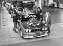 BMW M3 (1987) - Der 5000. Serien-BMW M3 wird von Roberto Ravaglia und Annette Meeuvissen getauft