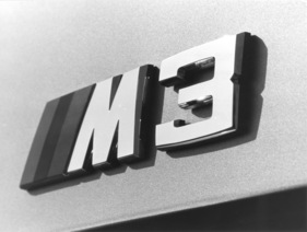 BMW M3 (1987) - Emblem