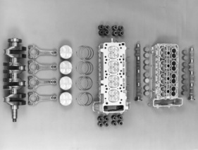 BMW M3 (1987) - der Motor in Einzelteilen, zwei Nockenwellen, 16 Ventile, Renntechnik vom Feinsten