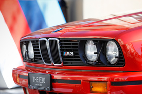 BMW M3 (1987) - die klassische Vieraugen-Front des E30 - BMW Classic Event "40 Jahre M3" 2026 BMW M3 (1987) - die klassische Vieraugen-Front des E30 - BMW Classic Event "40 Jahre M3" 2026