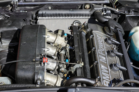 BMW M3 Cabriolet (1990) - Motorenfeinmechanik mit 215 PS