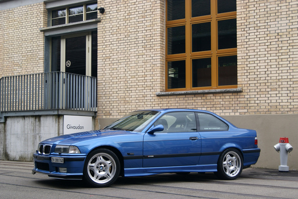 Image: BMW M3 Coupé in the color "Estoril blue" - German Car Meeting Kemptthal 2025