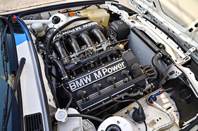 BMW M3 DTM E30 (1989)