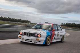 BMW M3 E30 (1987) BMW M3 E30 (1987)