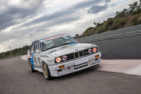 BMW M3 E30 (1987) BMW M3 E30 (1987)