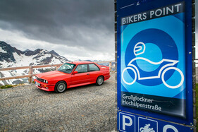 BMW M3 E30 (1988) – war nur zweitürig lieferbar, etwas anderes wäre wegen der Formgebung auch nicht möglich gewesen