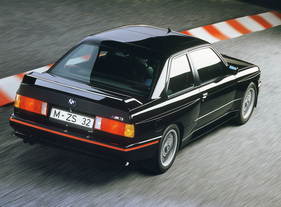 BMW M3 E30 (1990) - äusserlich unterschied sich die Sport Evolution Ausführung nur wenig von den zahmeren Varianten