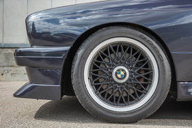 BMW M3 E30 "Cecotto" (1989) - 16-Zoll-Räder