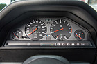 BMW M3 E30 "Cecotto" (1989) - Tacho bis 260 km/h, roter Drehzahlbereich jenseits von 7000 Umdrehungen