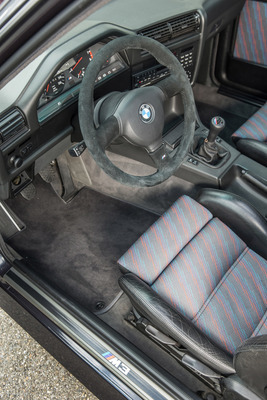 BMW M3 E30 "Cecotto" (1989) - der Arbeitsplatz für Sportfahrer