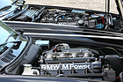 BMW M3 E30 "Cecotto" (1989) - im Hintergrund der M1-Motor, wie er auch im M 635 CSi eingebaut wurde