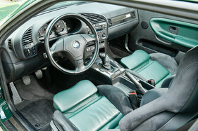 BMW M3 GT E36 (1995) – Zur Lackfarbe passende Ledersitze