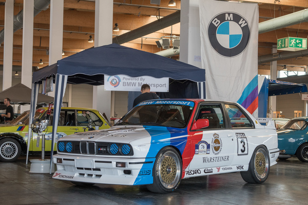 BMW M3 - gezeigt in der Vintage Racing Halle - Motorworld Classics Bodensee 2018