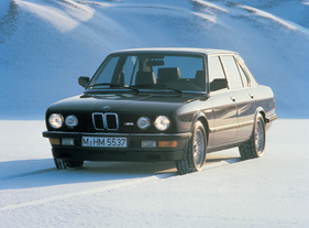 BMW M5 E28 (1984) - bei der Vorstellung