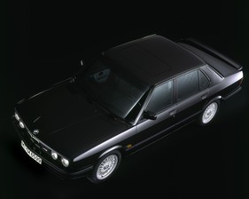 BMW M5 E28 (1985) - Studioaufnahme