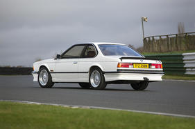 BMW M635 CSi (1985) - als Lot 317 angeboten von Bonhams bei der Versteigerung im RAF Museum in Hendon 2015 BMW M635 CSi (1985) - als Lot 317 angeboten von Bonhams bei der Versteigerung im RAF Museum in Hendon 2015