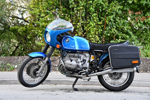 Bild: BMW R 100/7 (1978) - als Lot 106 an der Versteigerung der Oldtimer Galerie Toffen am 15. Oktober 2022