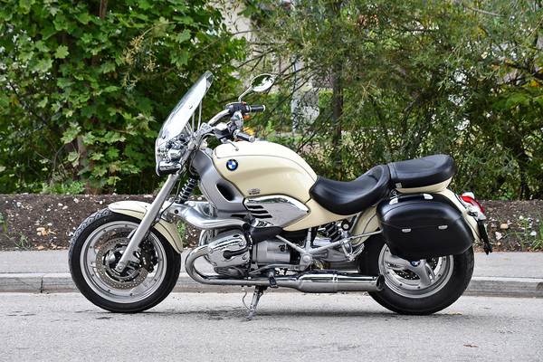 BMW R 1200 C Independent (2005) - als Lot 108 an der Versteigerung der Oldtimer Galerie Toffen am 15. Oktober 2022