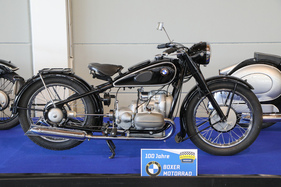 BMW R 5 (1936) - richtungsweisend bis in die 50-er-Jahre - Sonderschau 100 Jahre BMW-Motorrad - Klassikwelt Bodensee 2023