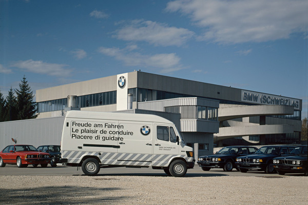 Image: BMW Schweiz AG in Dielsdorf in 1987