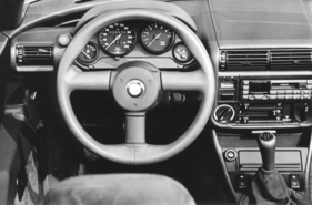 BMW Z1 (1989) - Lenkrad und Armaturenbrett